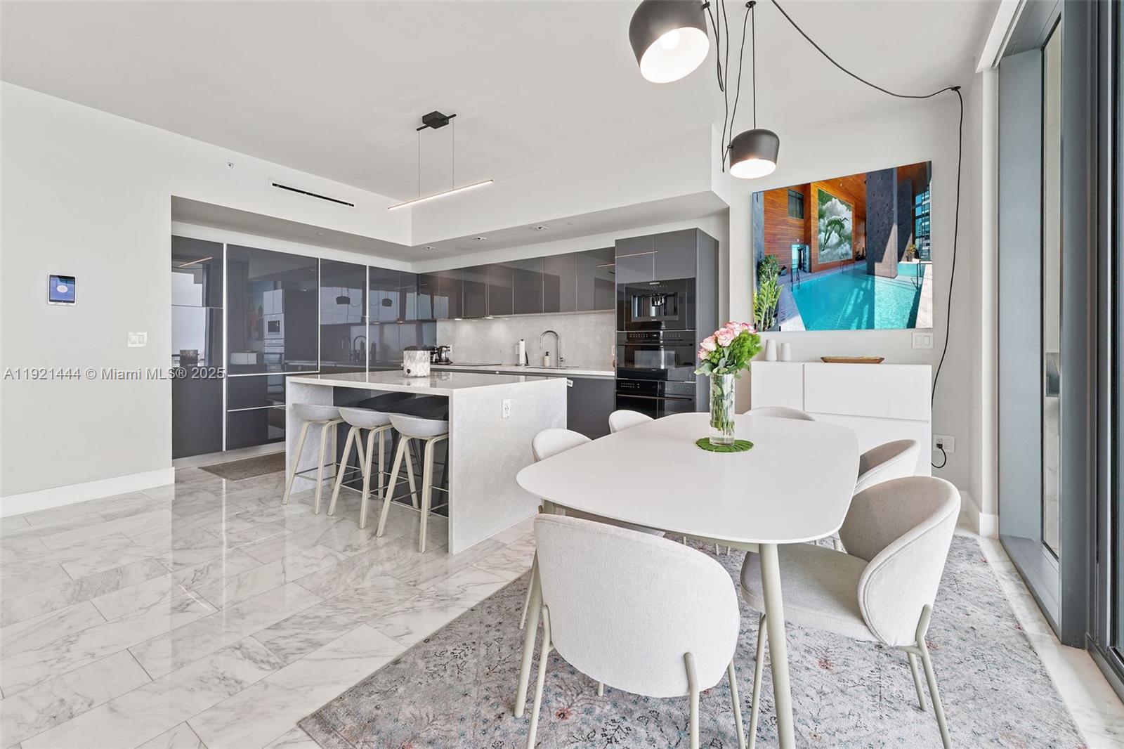 1451 Brickell Ave #2802 Miami, FL 33131