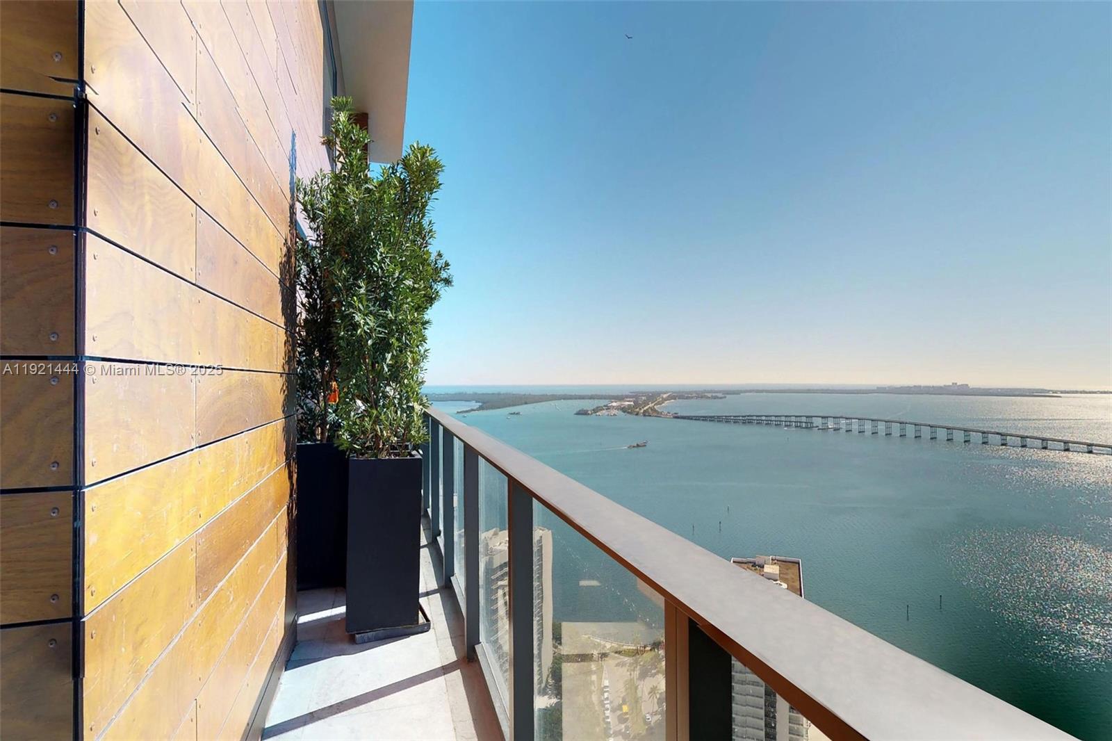 1451 Brickell Ave #2802 Miami, FL 33131