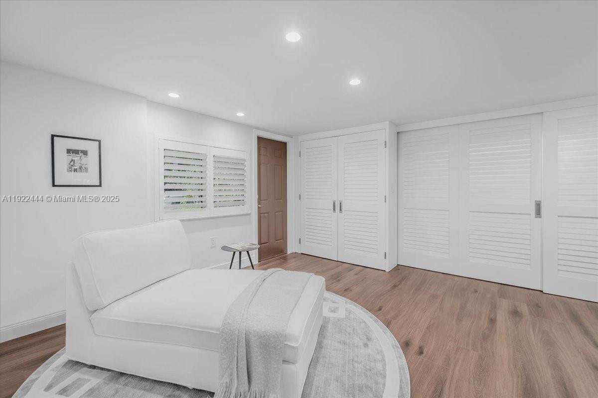 669 S Mashta Dr Key Biscayne, FL 33149