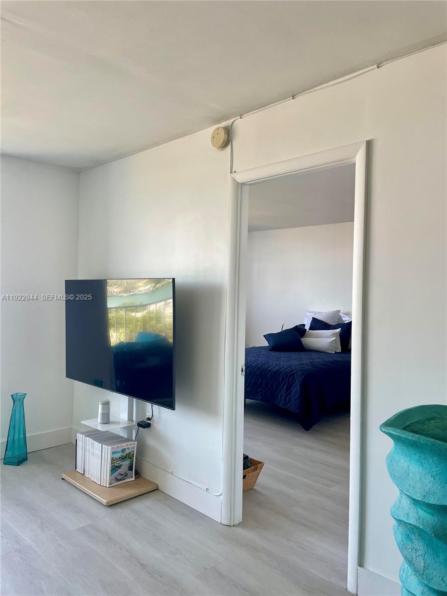 6900 Bay Dr #7A Miami Beach, FL 33141