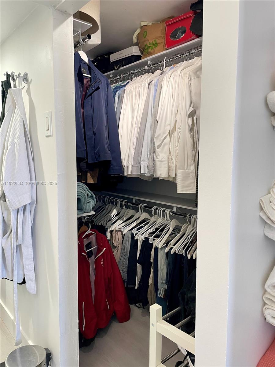 6900 Bay Dr #7A Miami Beach, FL 33141