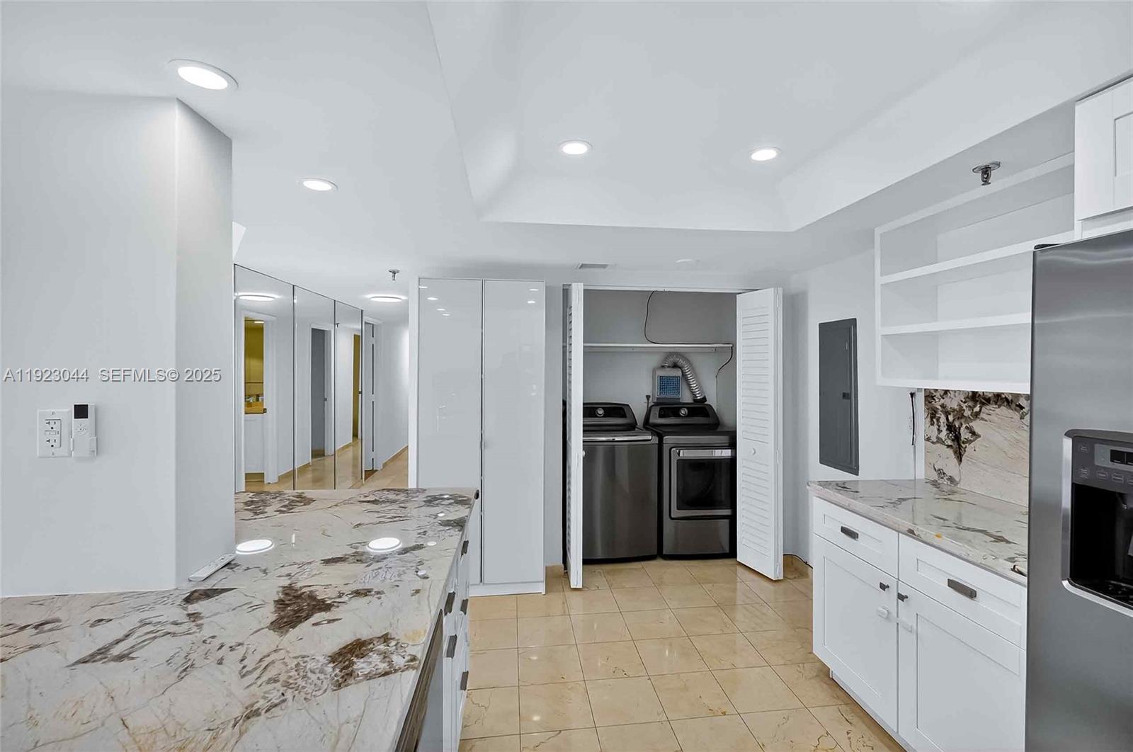 520 Brickell Key Dr #A604 Miami, FL 33131