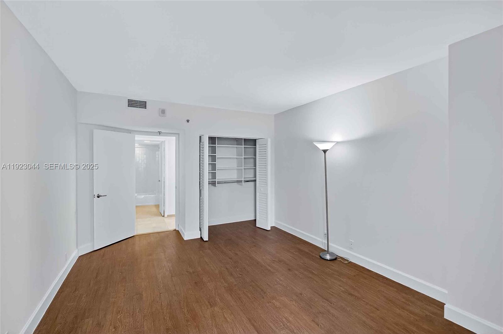 520 Brickell Key Dr #A604 Miami, FL 33131