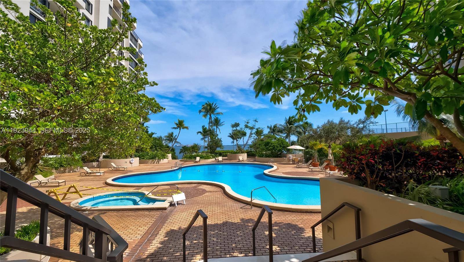 520 Brickell Key Dr #A604 Miami, FL 33131