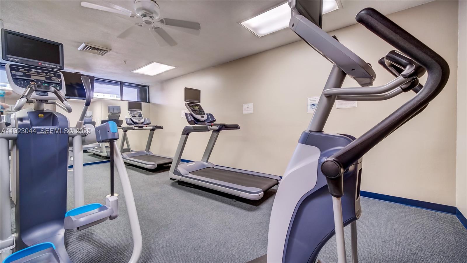 520 Brickell Key Dr #A604 Miami, FL 33131