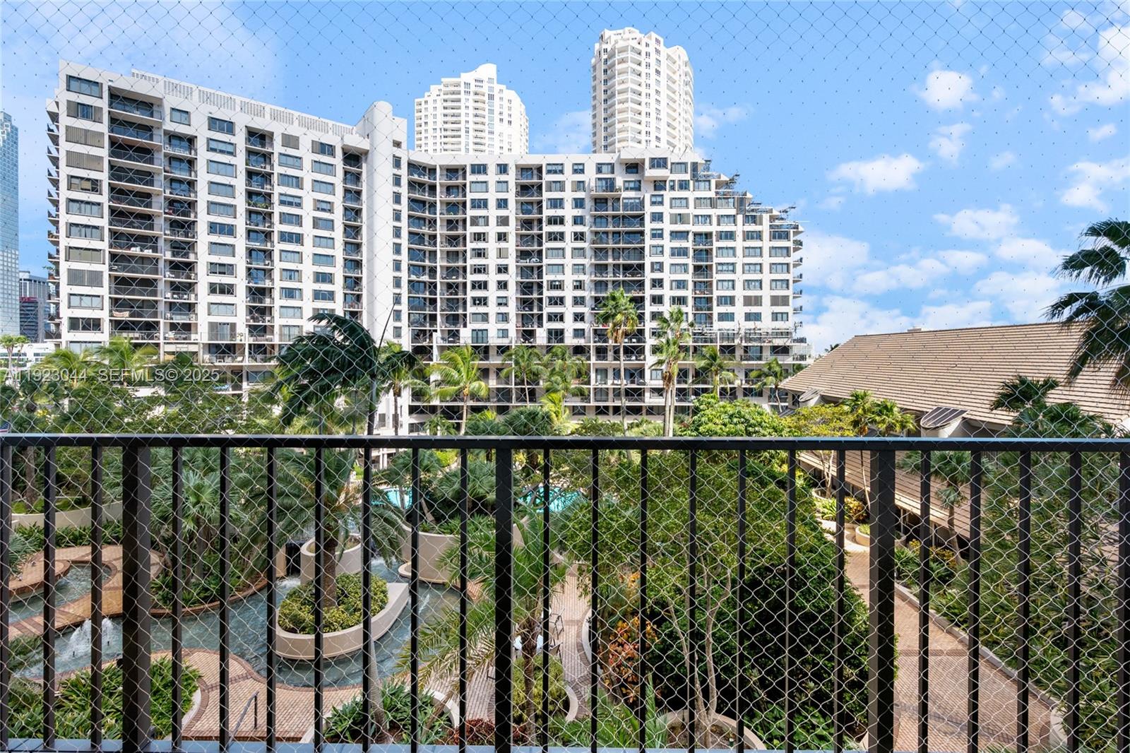 520 Brickell Key Dr #A604 Miami, FL 33131