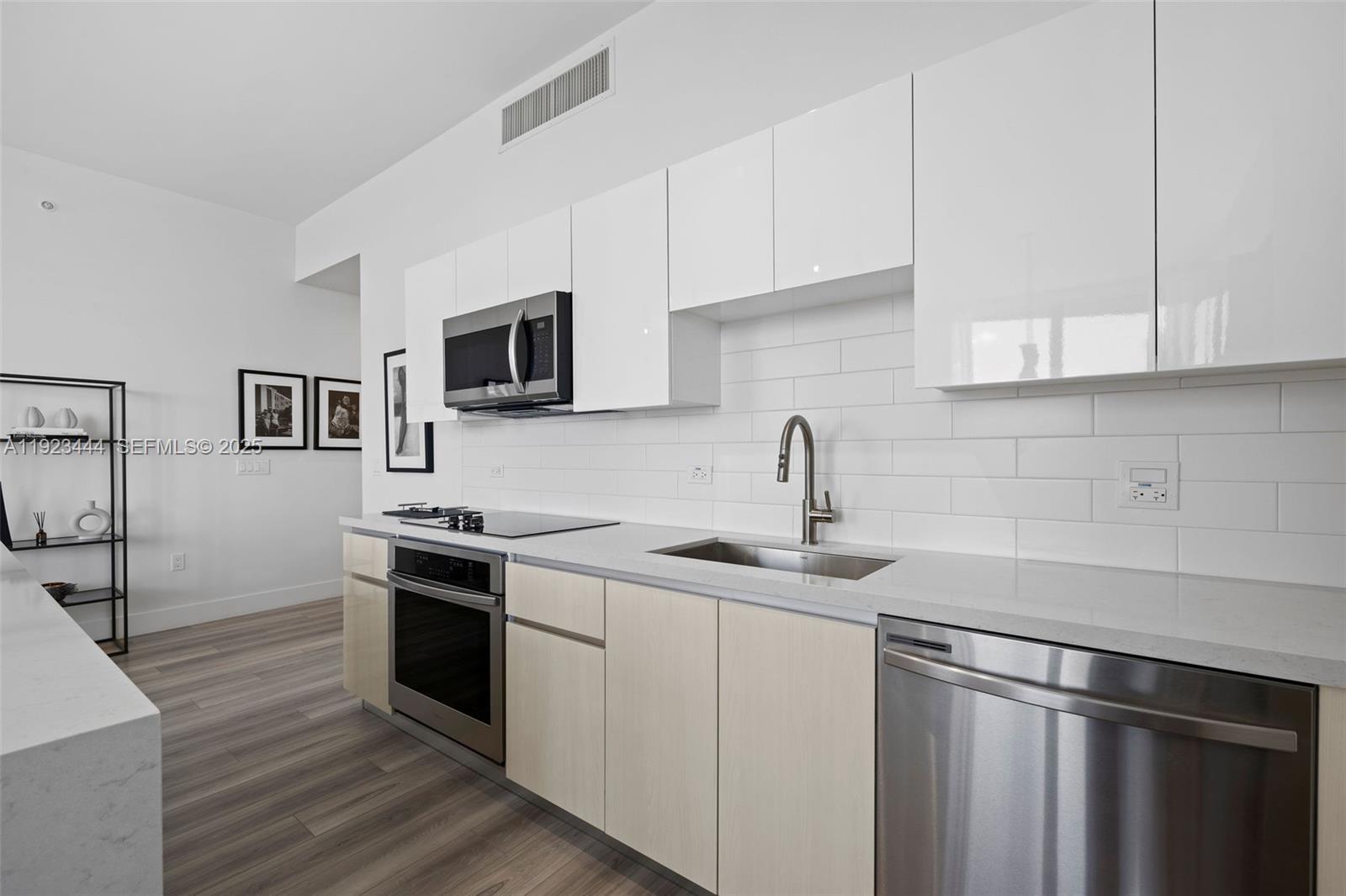 101 Diplomat Pkwy #0710 Hallandale Beach, FL 33009