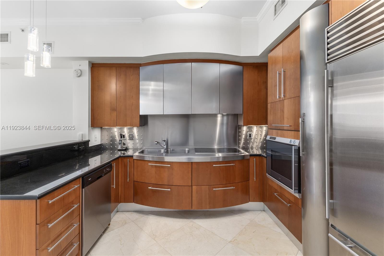 image Trump Palace12