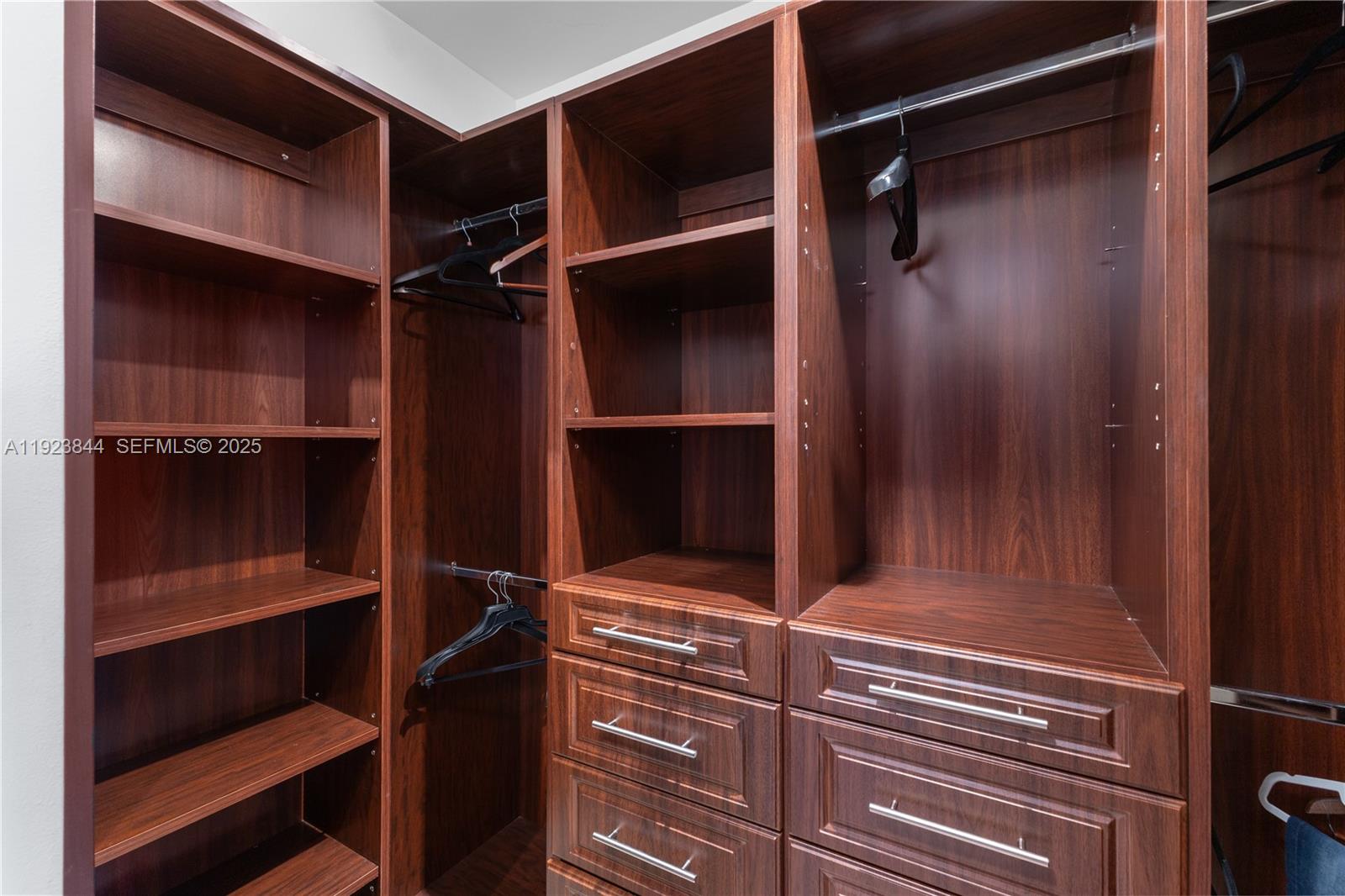 image Trump Palace17