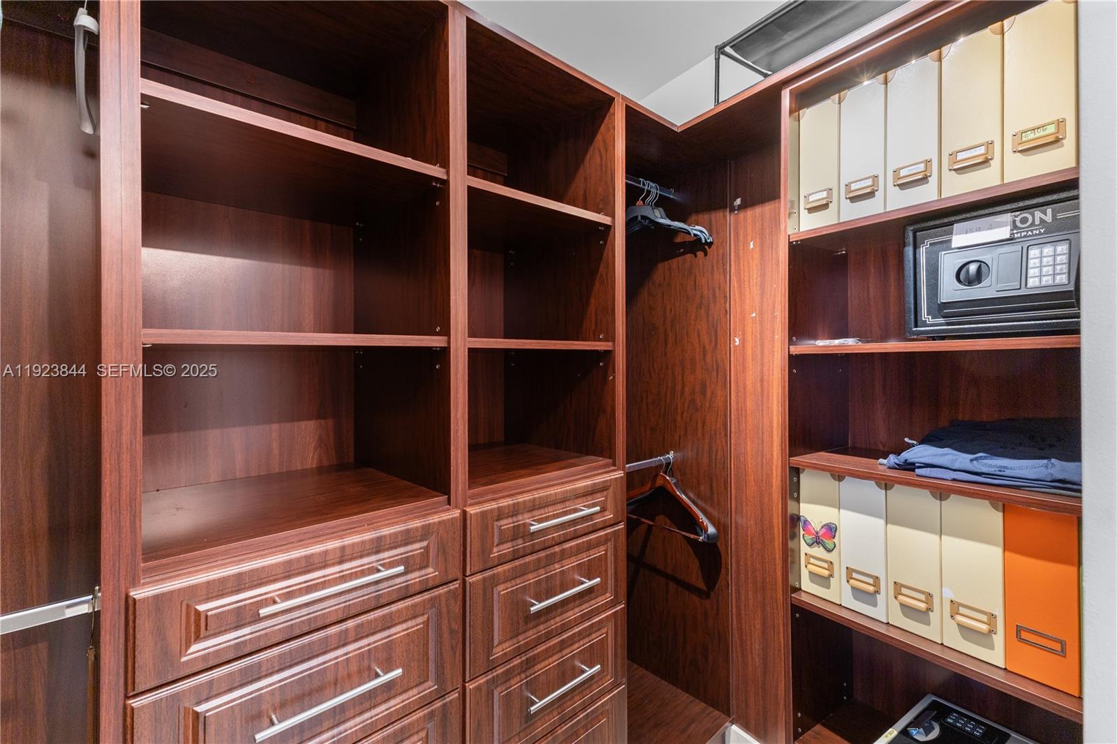 image Trump Palace18