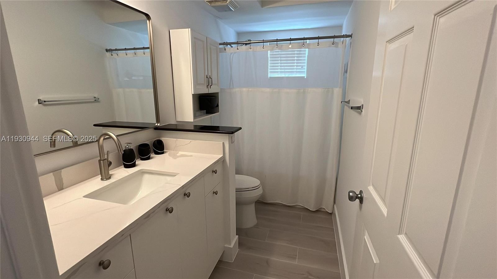 image Porto Bellagio Condo4