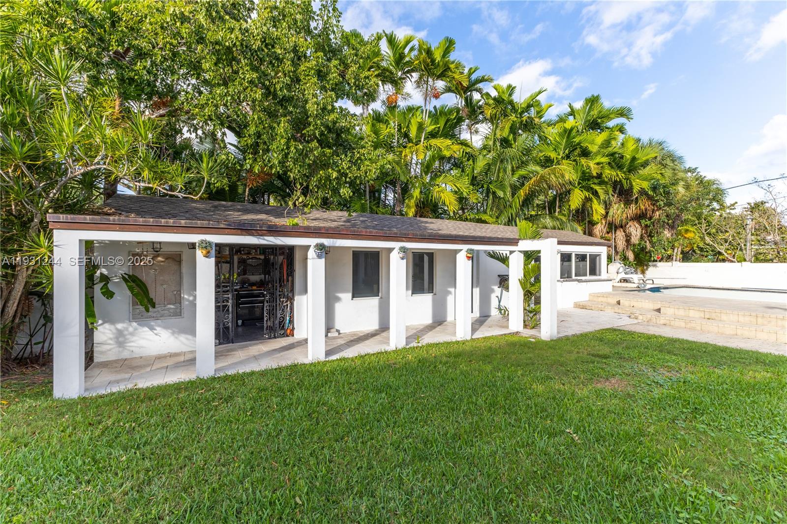 820 NE 83rd St Miami, FL 33138