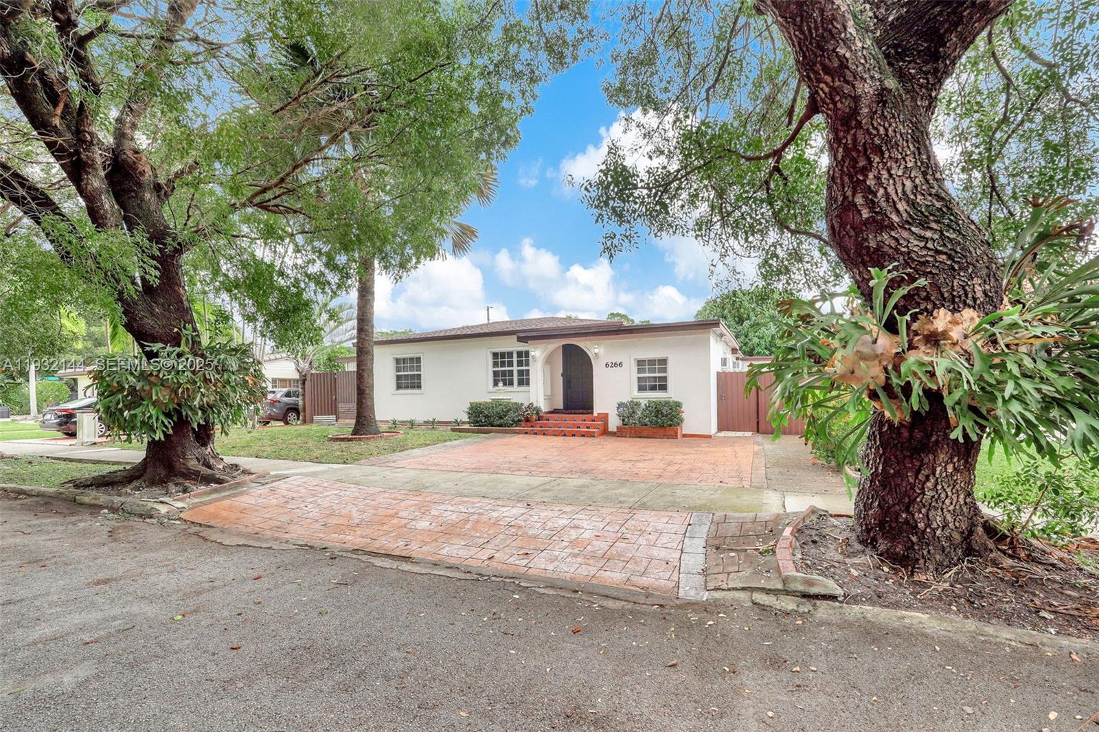 6266 SW 42nd St