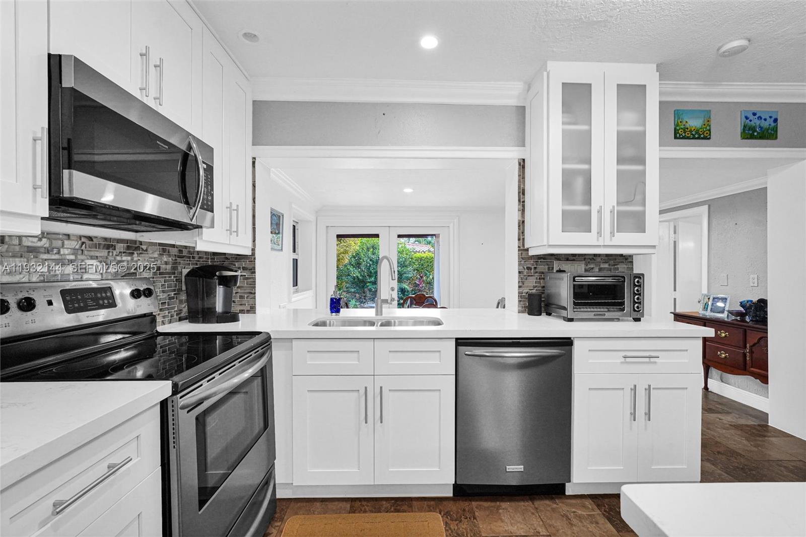 6266 SW 42nd St South Miami, FL 33155