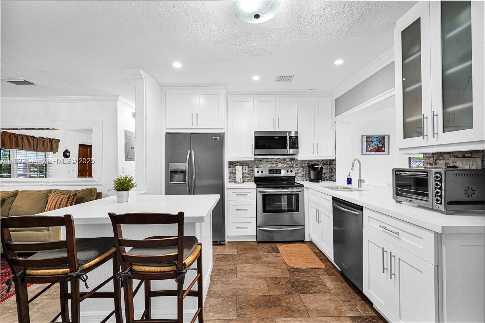 6266 SW 42nd St South Miami, FL 33155