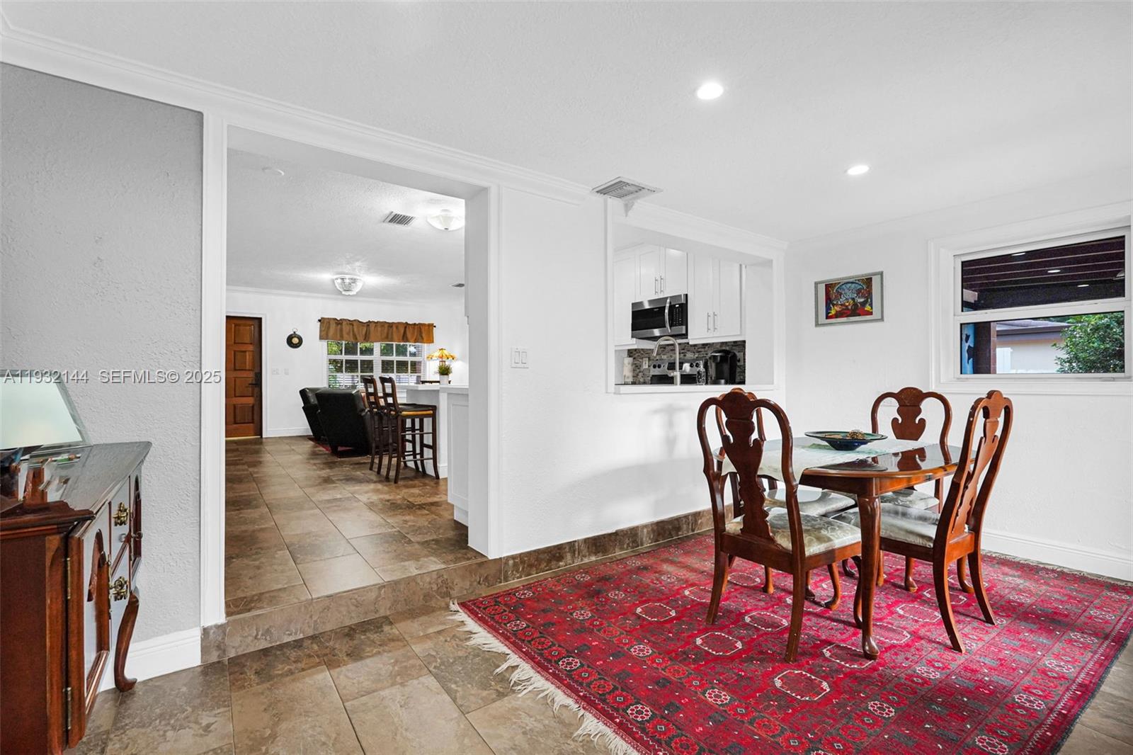 6266 SW 42nd St South Miami, FL 33155