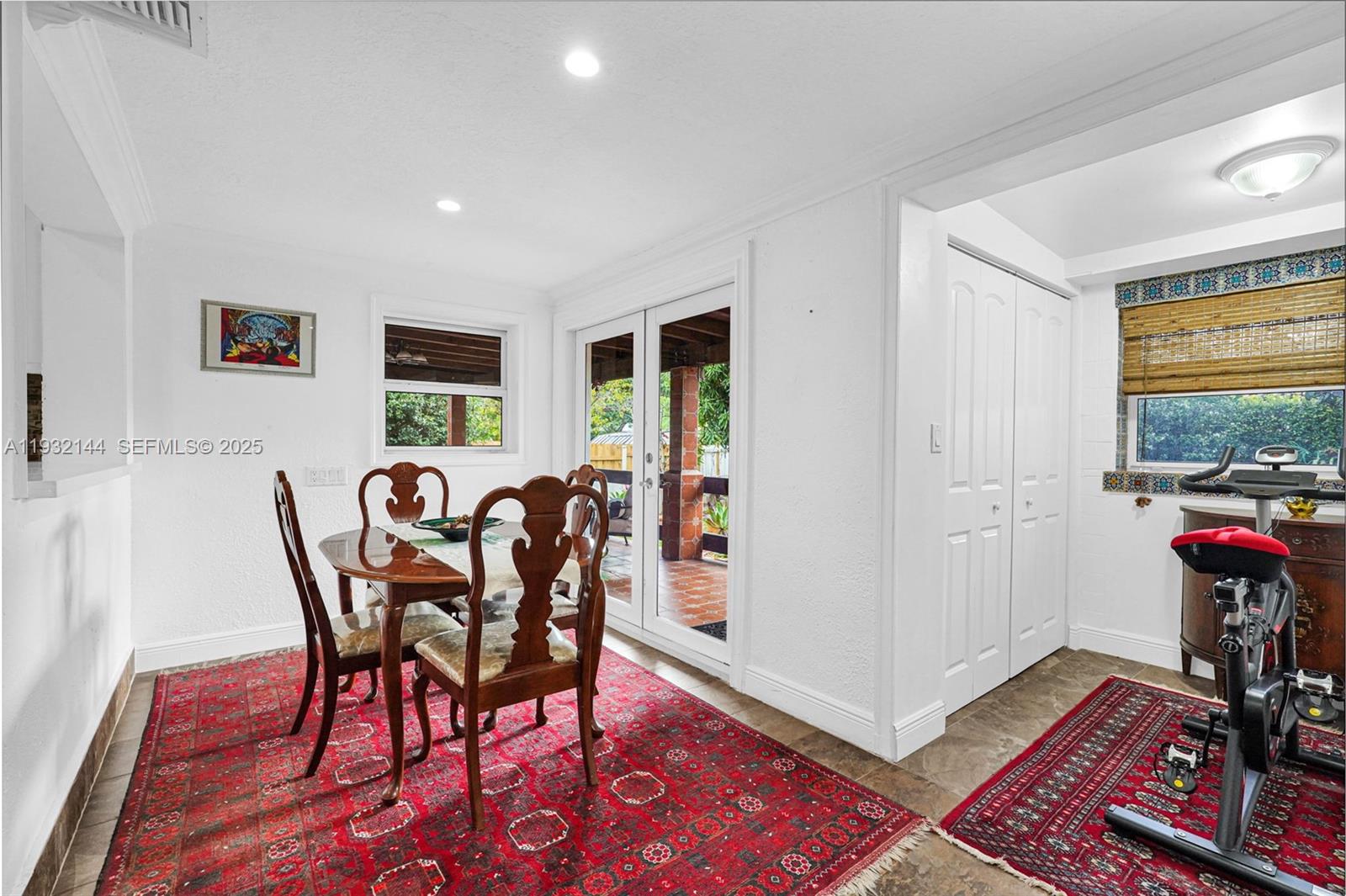 6266 SW 42nd St South Miami, FL 33155