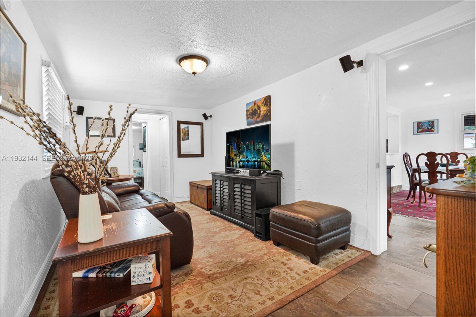 6266 SW 42nd St South Miami, FL 33155