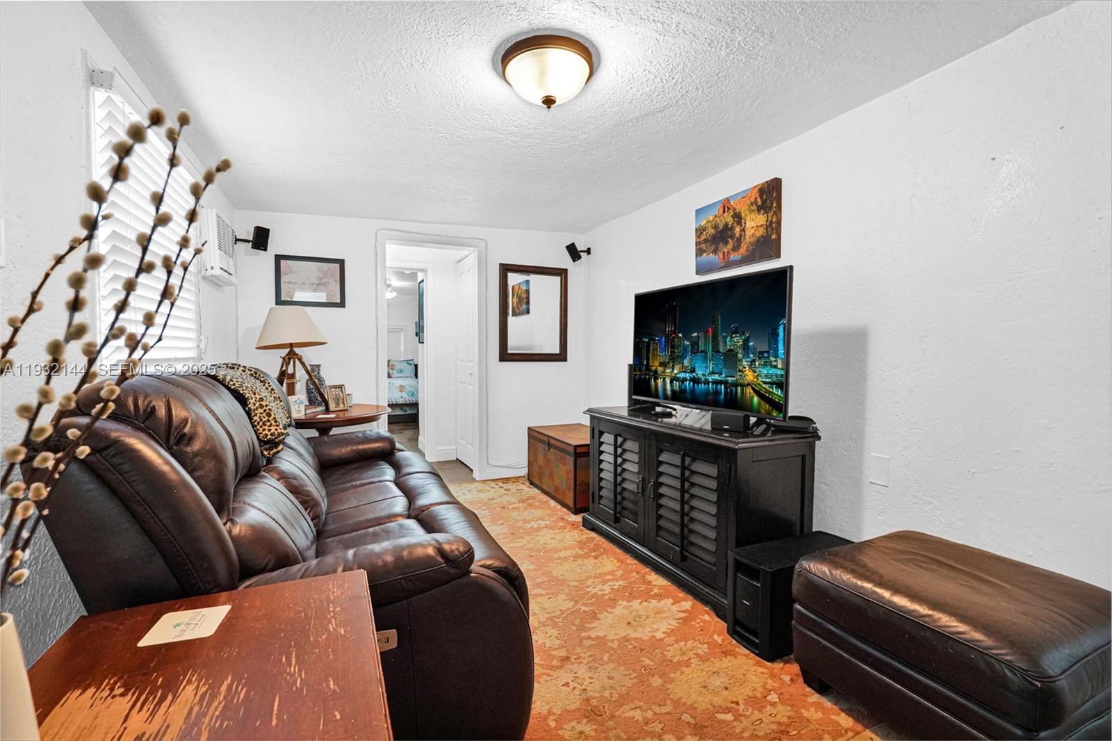 6266 SW 42nd St South Miami, FL 33155