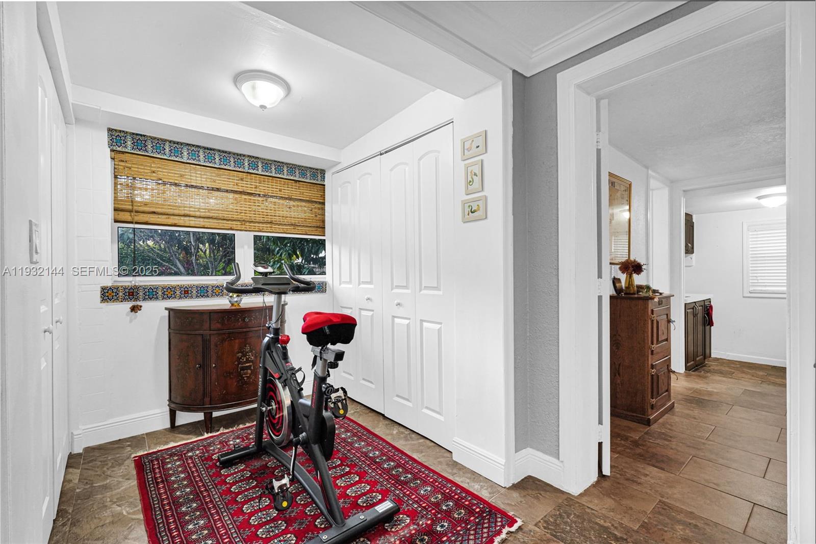 6266 SW 42nd St South Miami, FL 33155