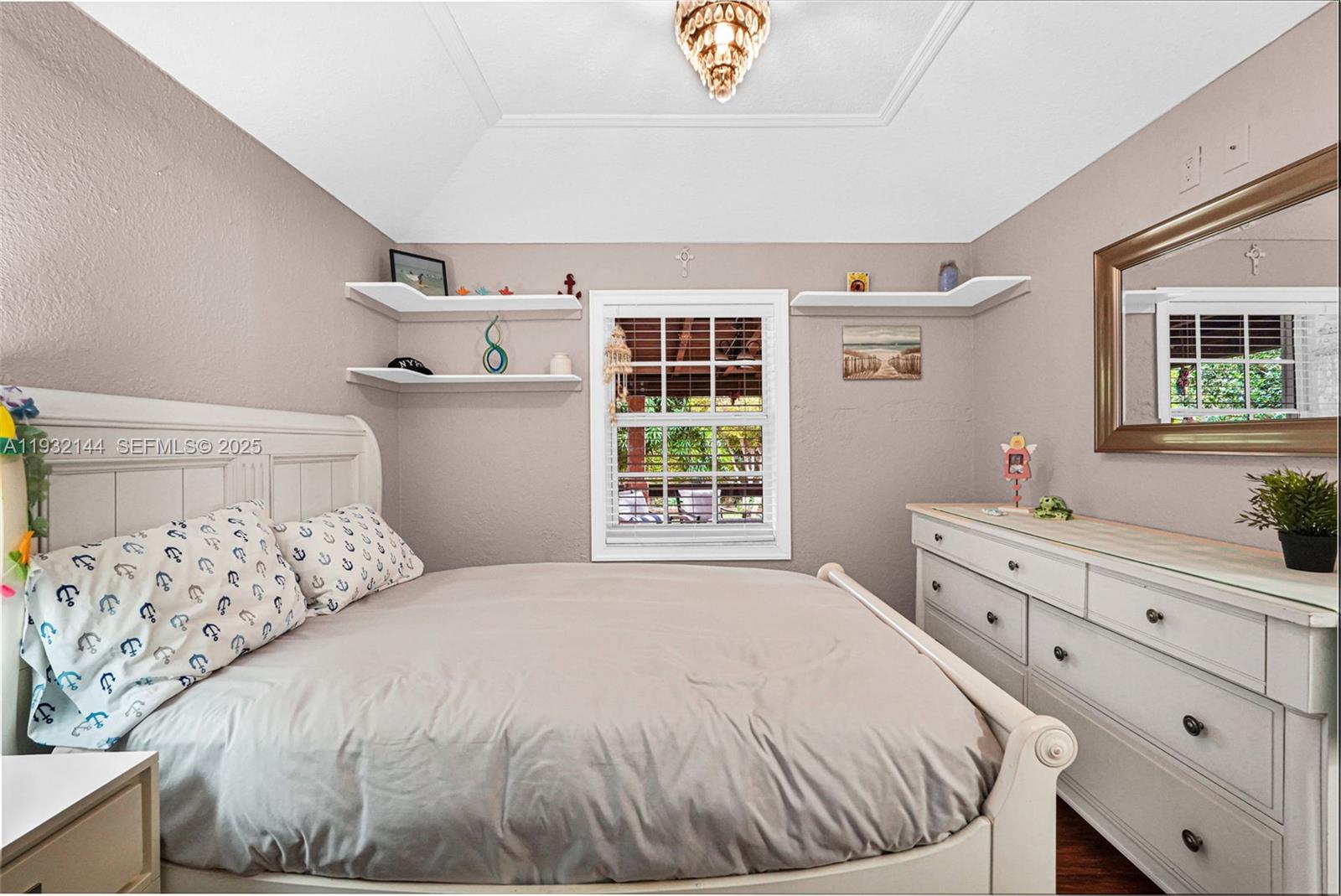 6266 SW 42nd St South Miami, FL 33155