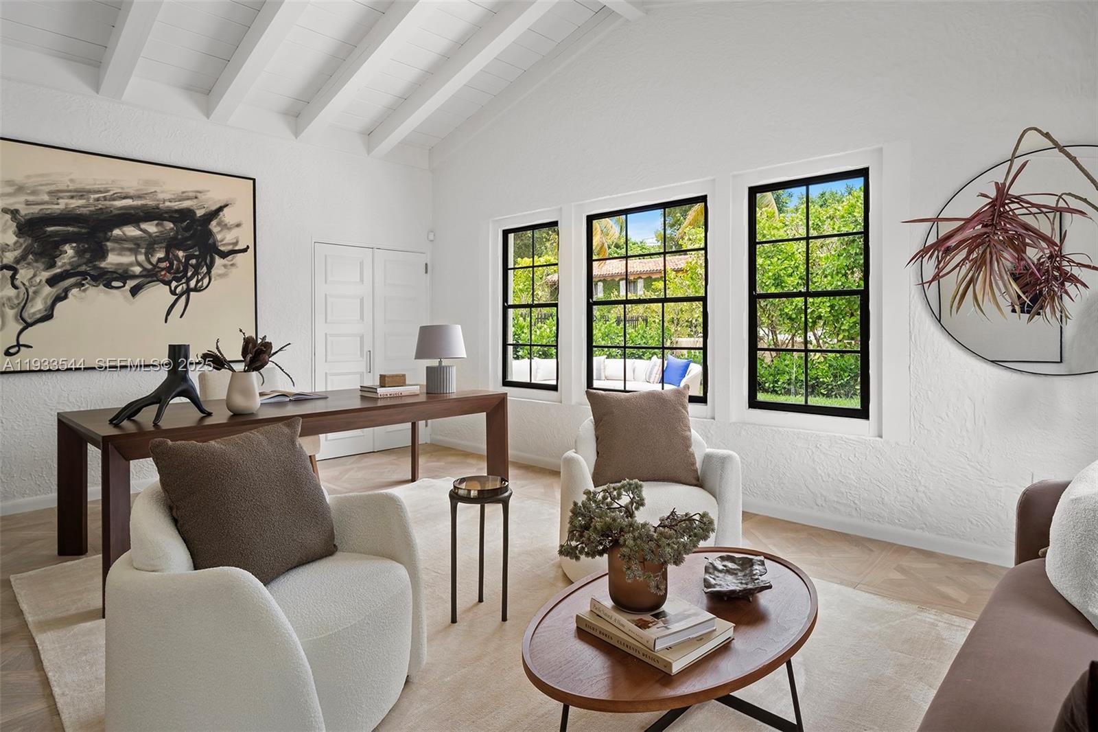 3500 Flamingo Dr Miami Beach, FL 33140