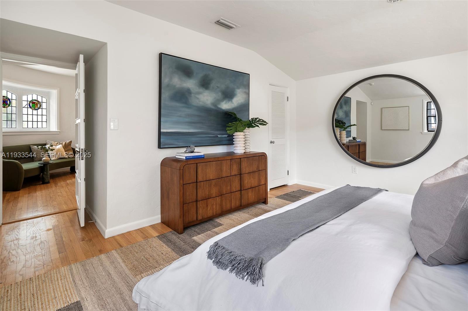 3500 Flamingo Dr Miami Beach, FL 33140