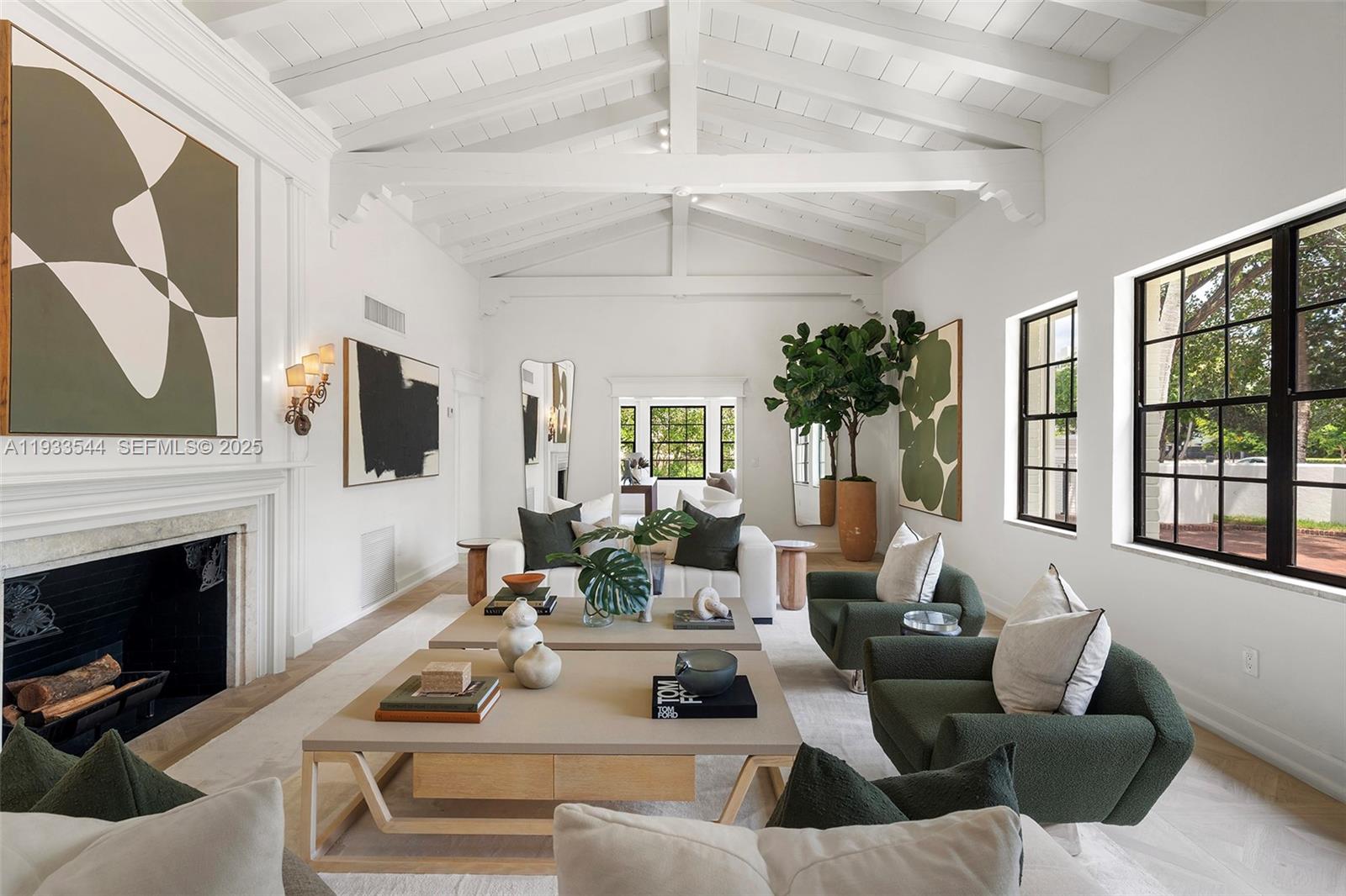 3500 Flamingo Dr Miami Beach, FL 33140