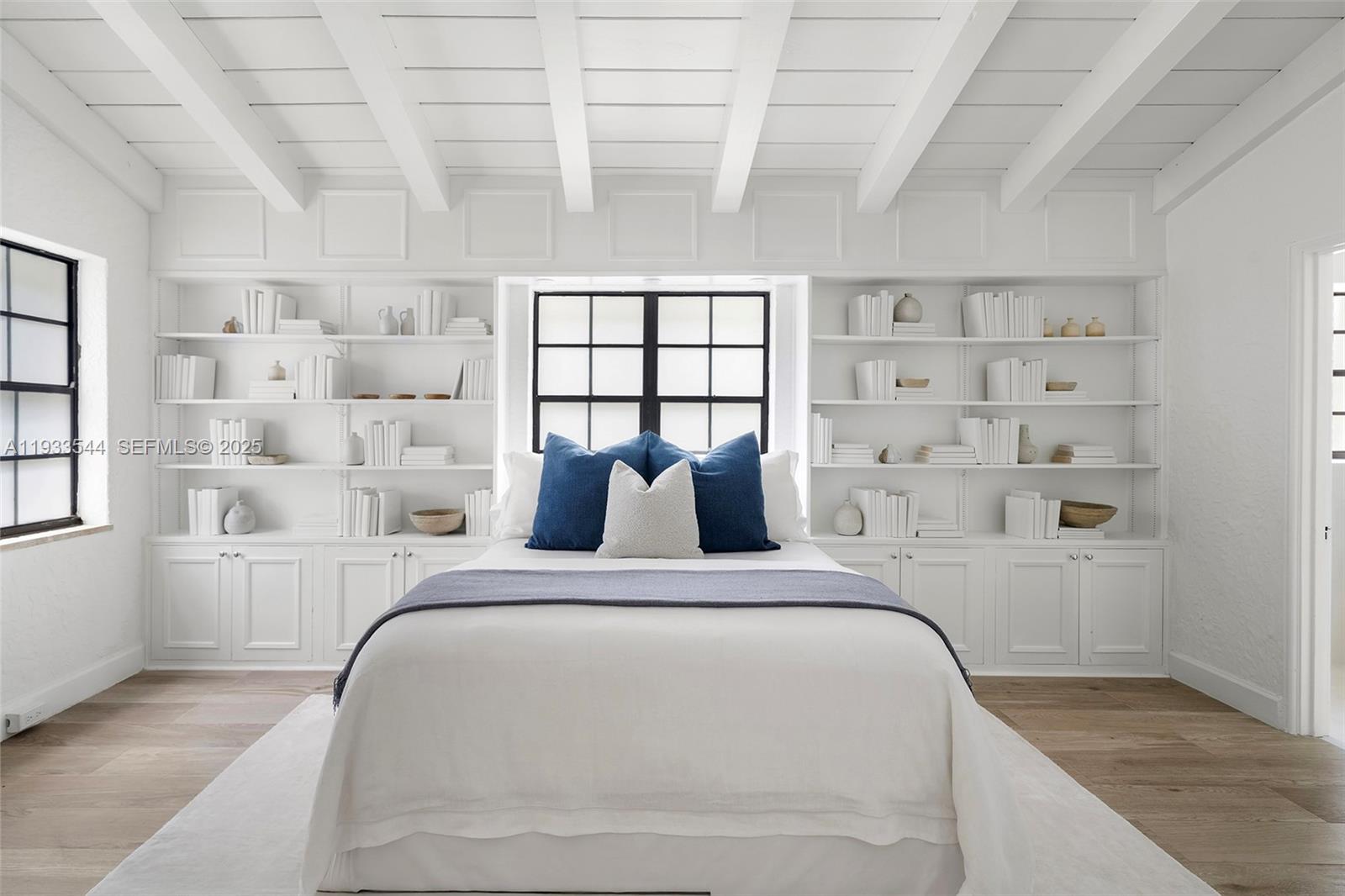 3500 Flamingo Dr Miami Beach, FL 33140