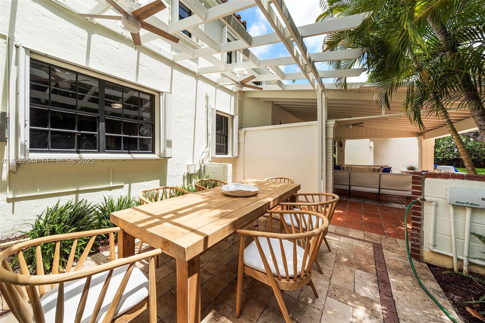 3500 Flamingo Dr Miami Beach, FL 33140