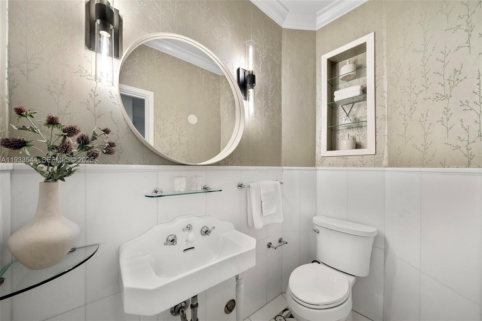 3500 Flamingo Dr Miami Beach, FL 33140