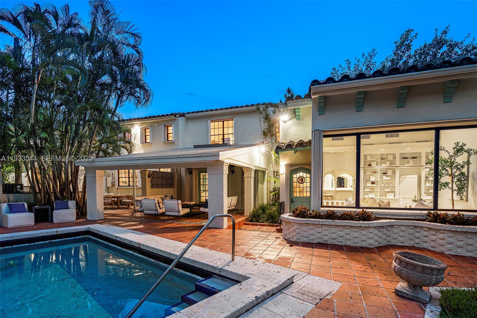 3500 Flamingo Dr Miami Beach, FL 33140