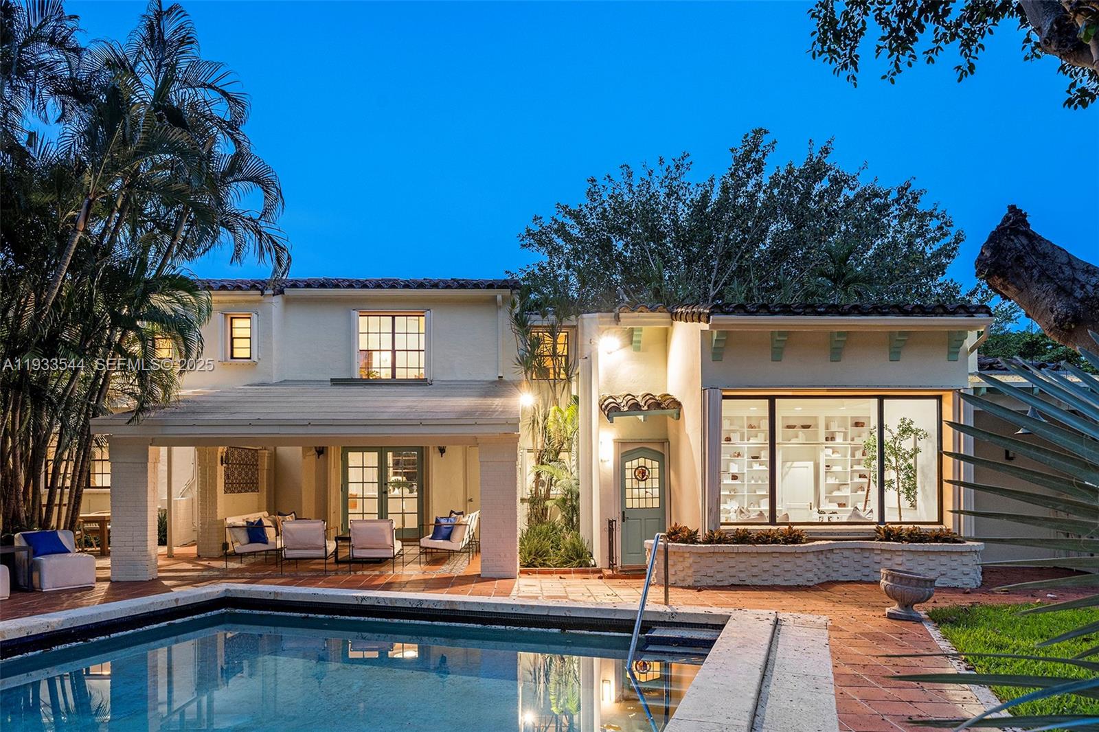 3500 Flamingo Dr Miami Beach, FL 33140