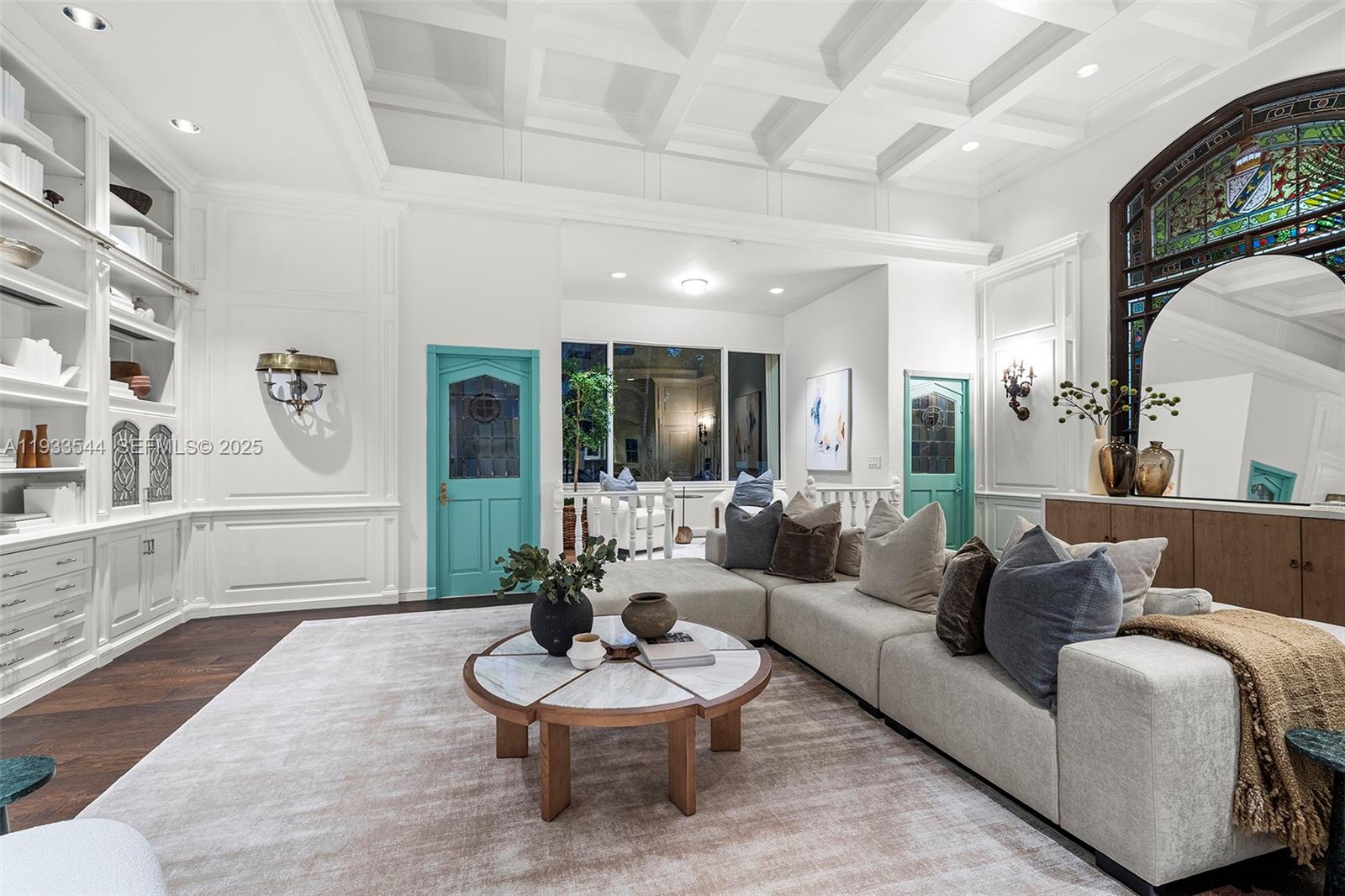 3500 Flamingo Dr Miami Beach, FL 33140