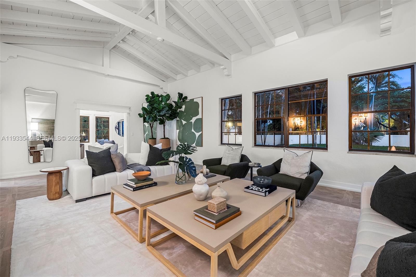 3500 Flamingo Dr Miami Beach, FL 33140