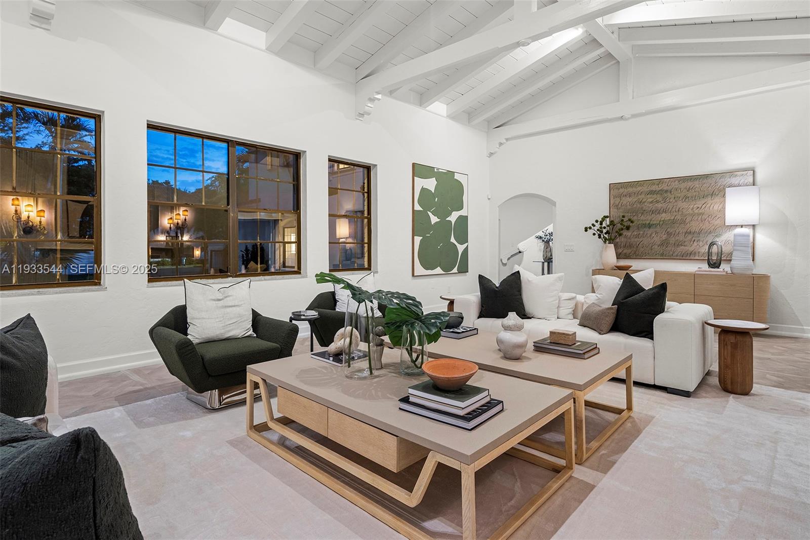 3500 Flamingo Dr Miami Beach, FL 33140