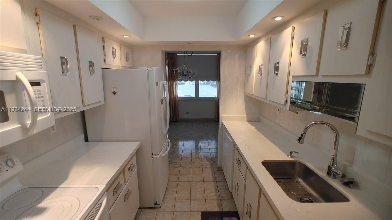 image Winston Towers 5003