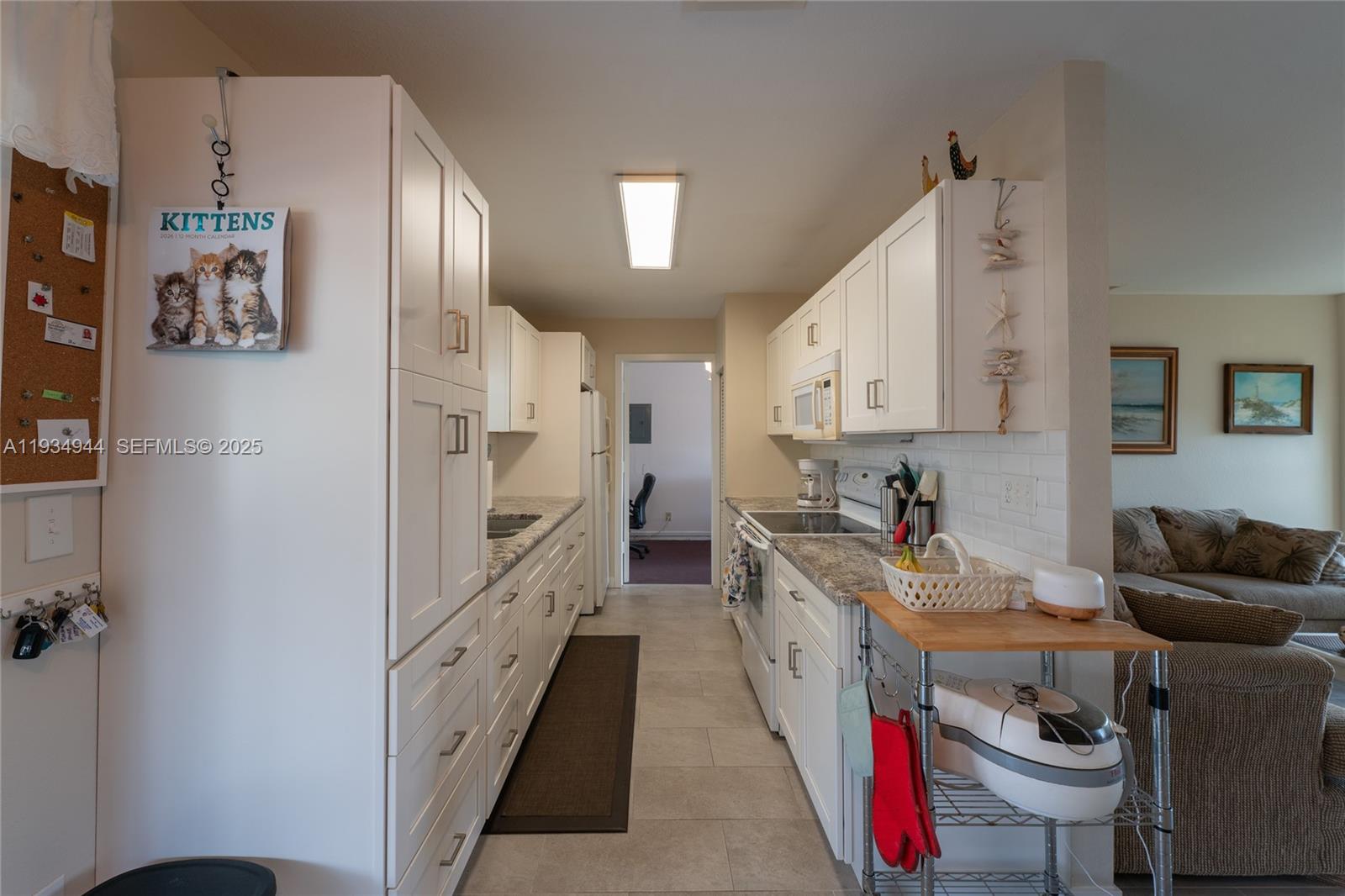 2001 Schooner Dr La Belle, FL 33935