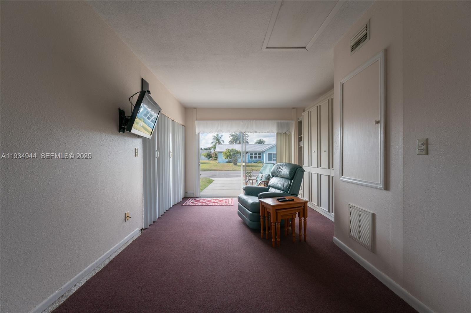 2001 Schooner Dr La Belle, FL 33935