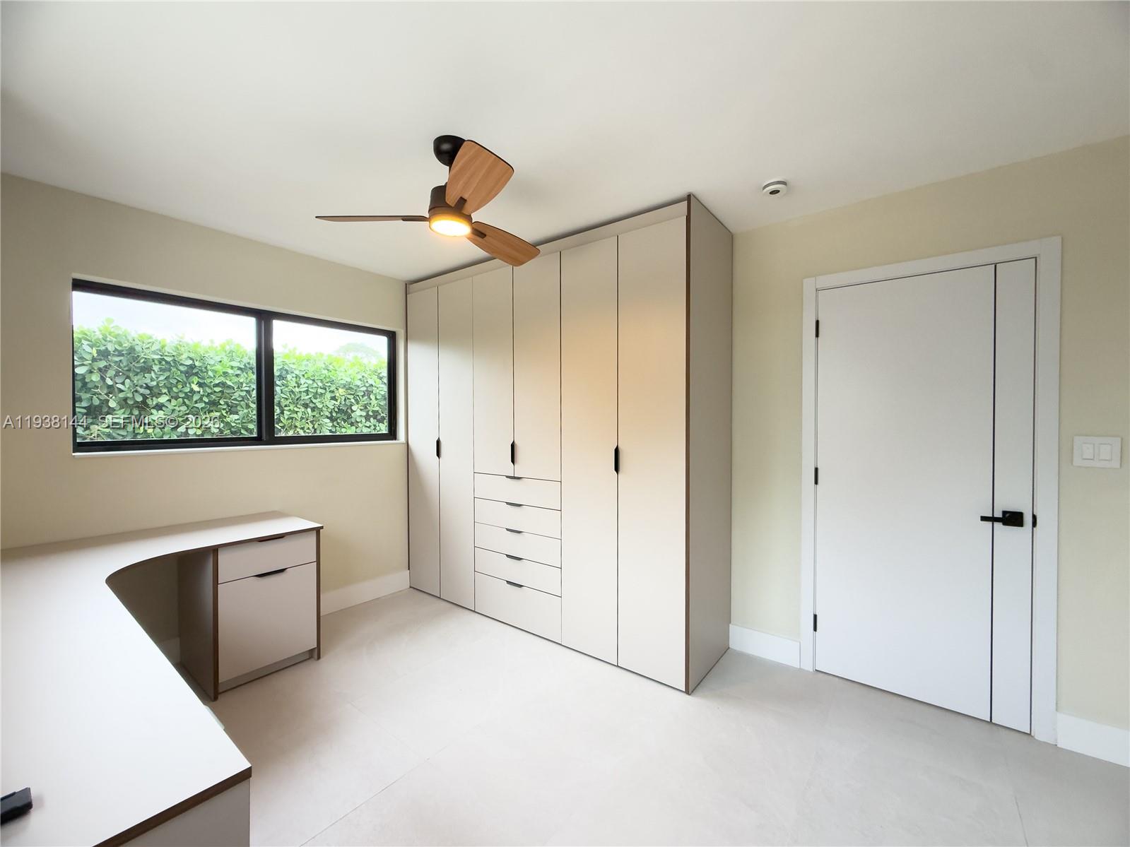 5561 NE 28th Ave Fort Lauderdale, FL 33308