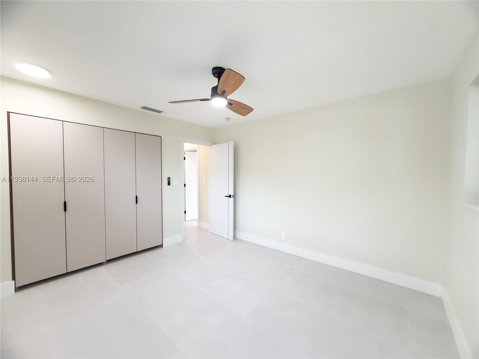 5561 NE 28th Ave Fort Lauderdale, FL 33308