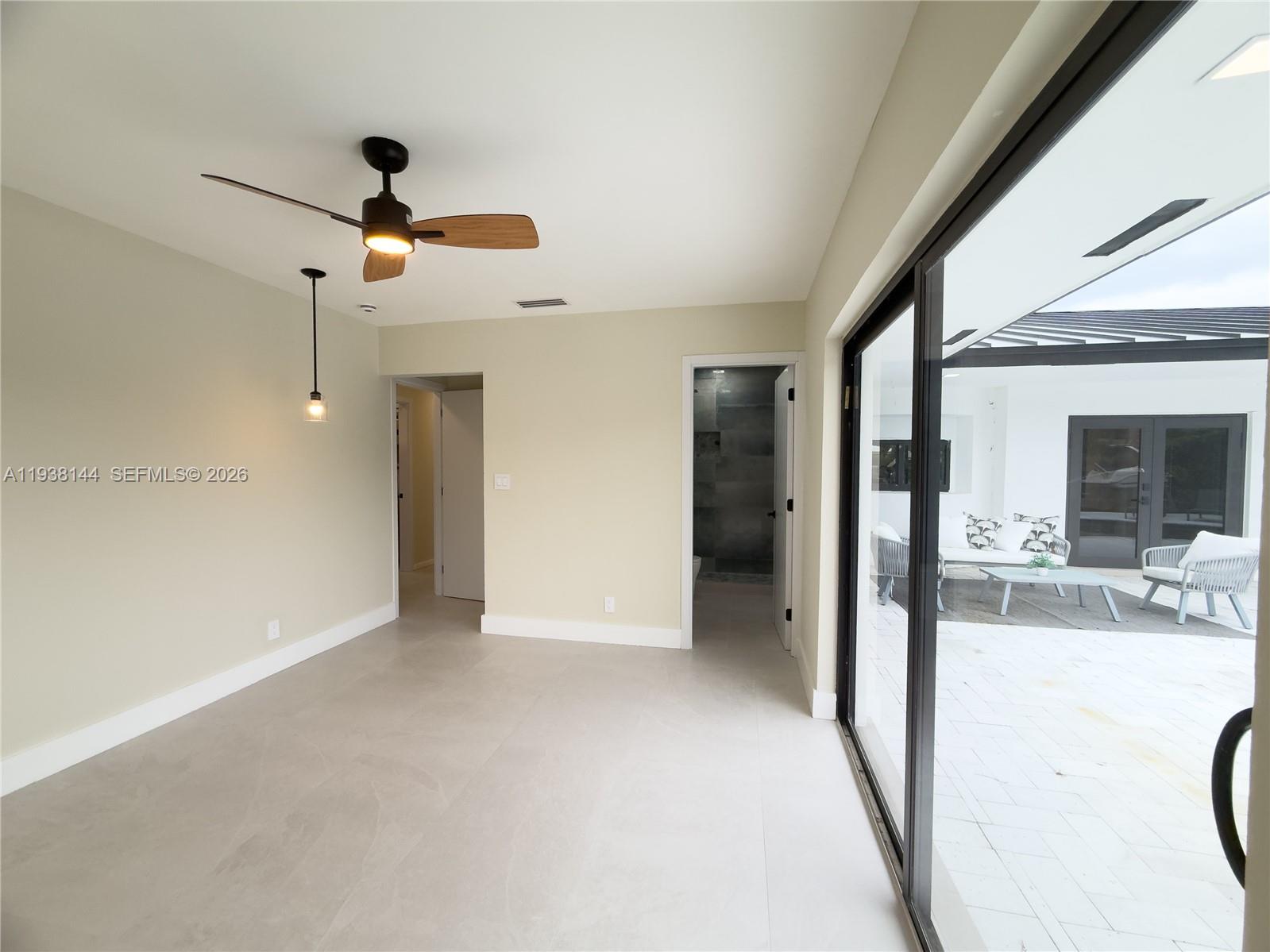 5561 NE 28th Ave Fort Lauderdale, FL 33308