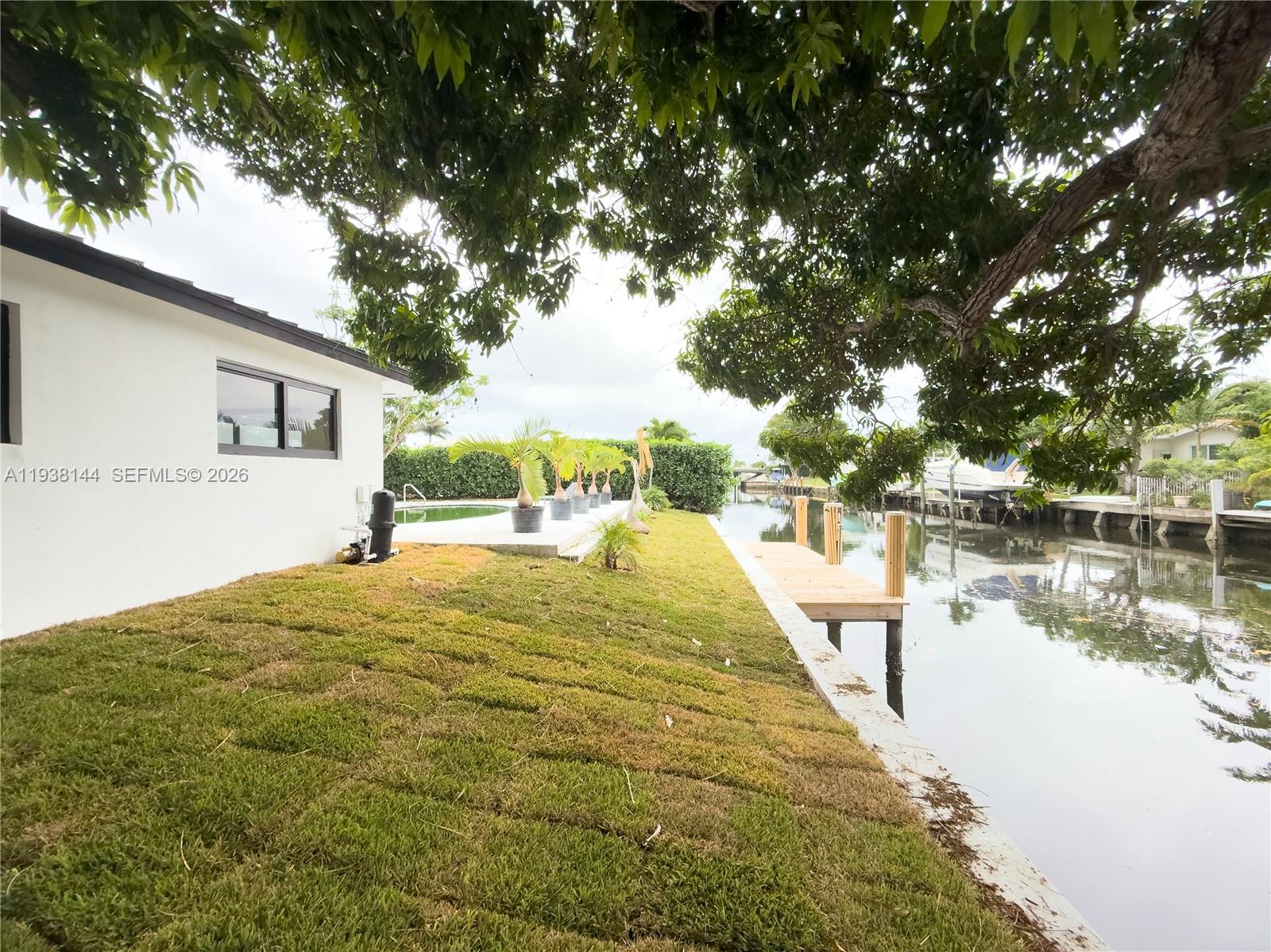 5561 NE 28th Ave Fort Lauderdale, FL 33308