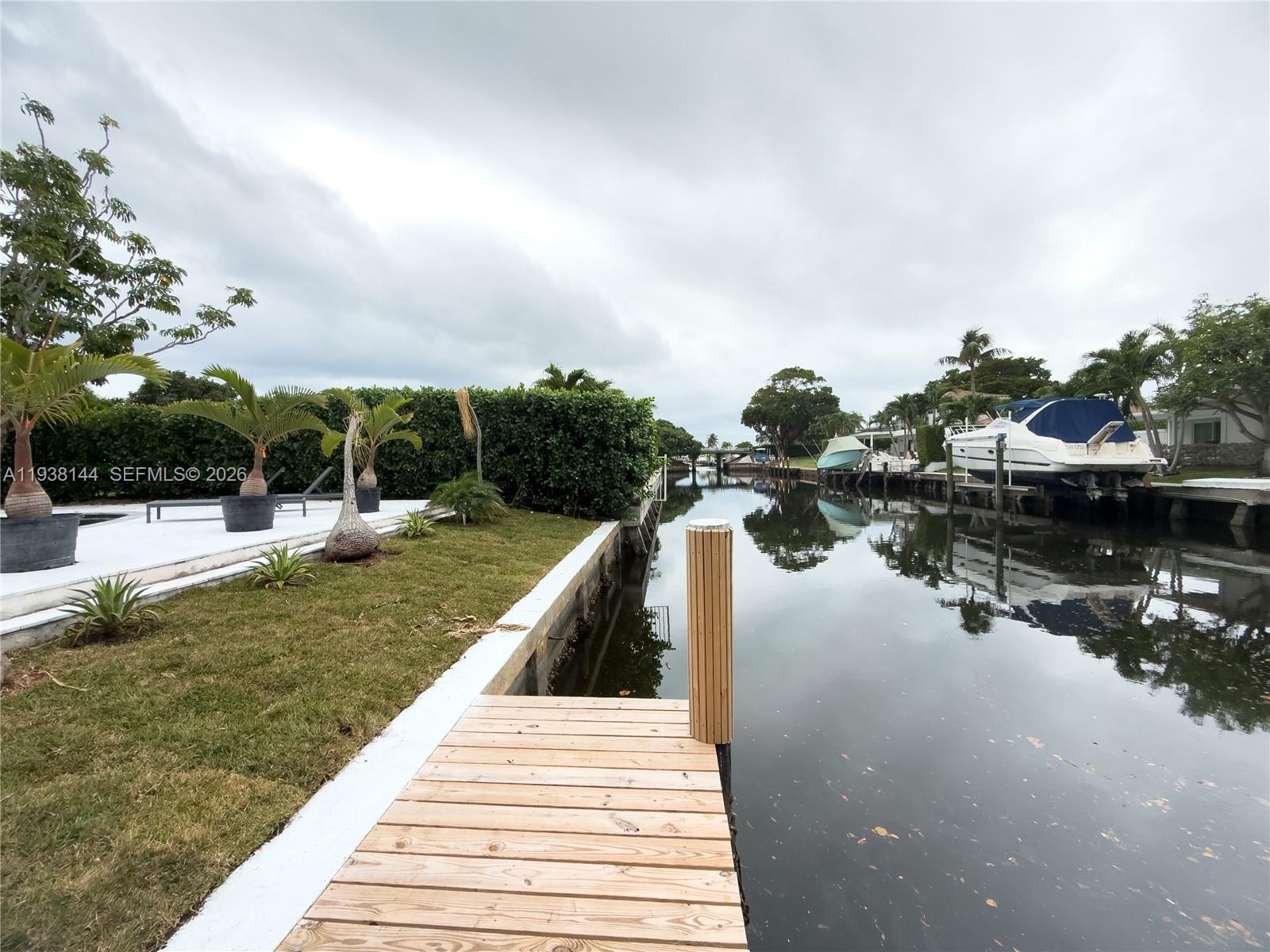 5561 NE 28th Ave Fort Lauderdale, FL 33308