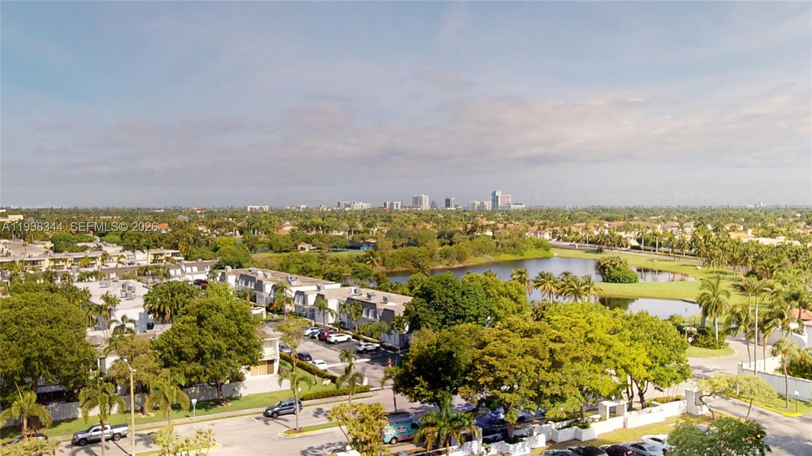 1000 Parkview Dr #1023 Hallandale Beach, FL 33009