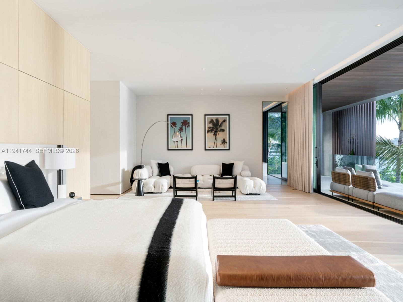 28 W Dilido Dr Miami Beach, FL 33139