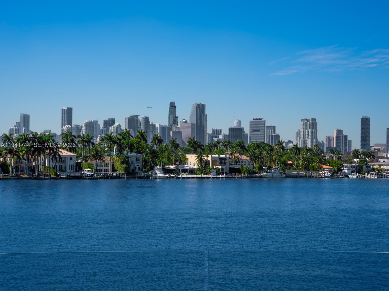 28 W Dilido Dr Miami Beach, FL 33139