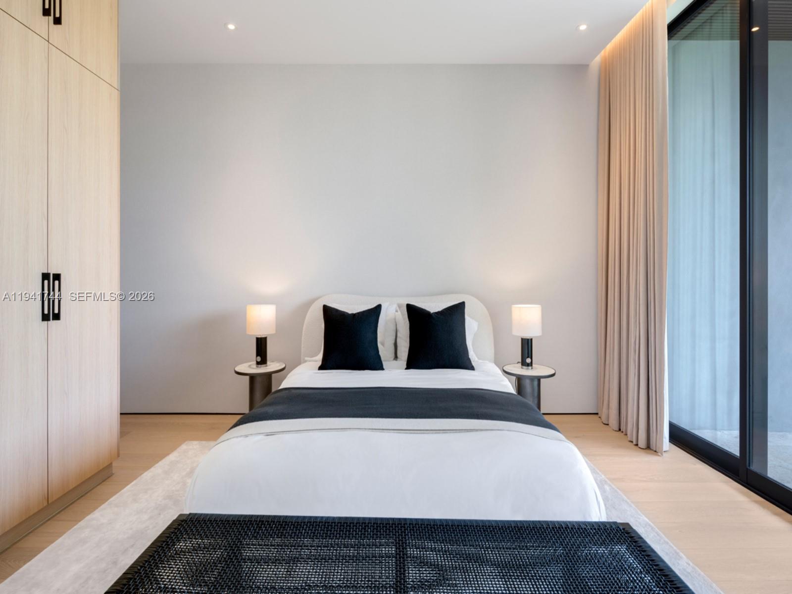 28 W Dilido Dr Miami Beach, FL 33139