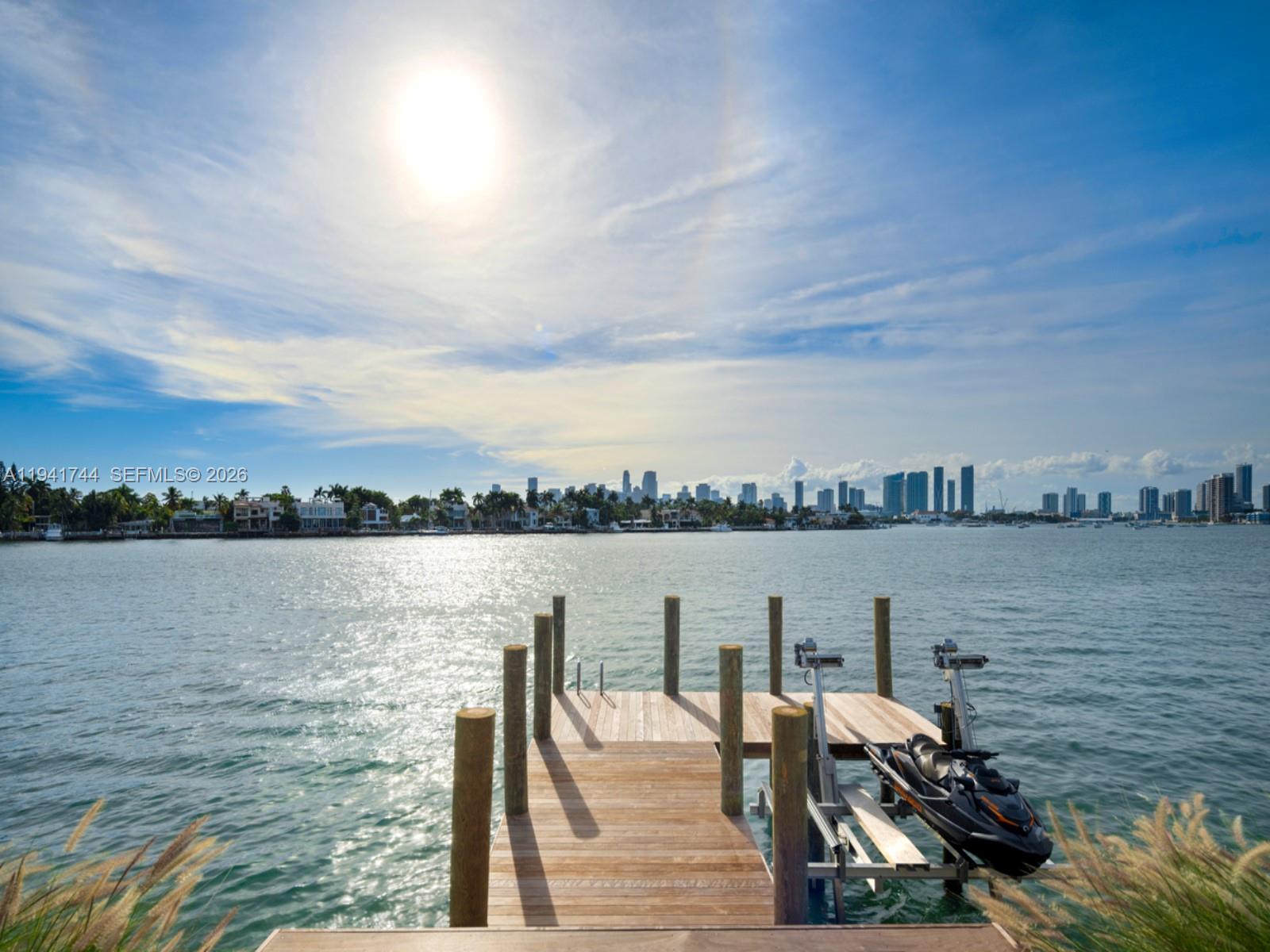 28 W Dilido Dr Miami Beach, FL 33139