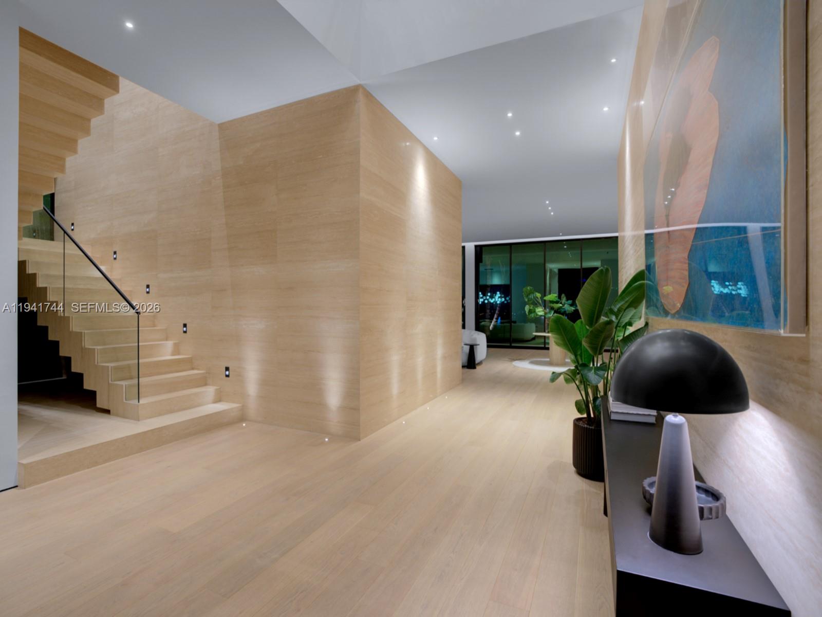 28 W Dilido Dr Miami Beach, FL 33139